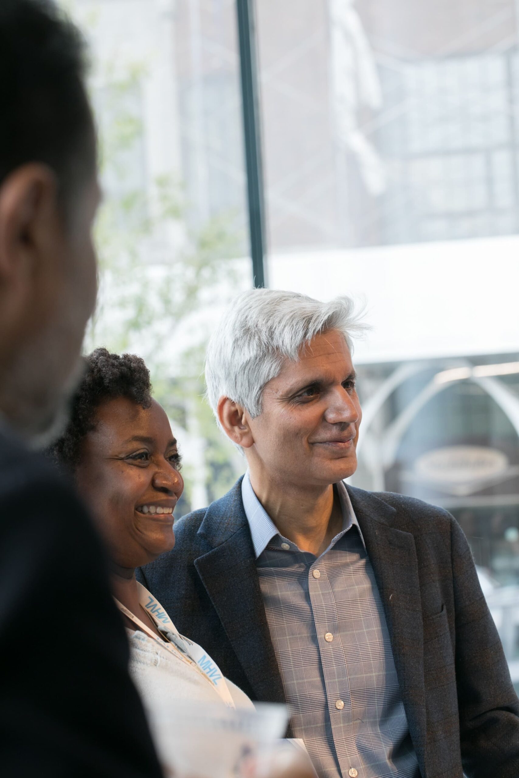 Hitendra Wadhwa with participant at CBS Leadership Summit